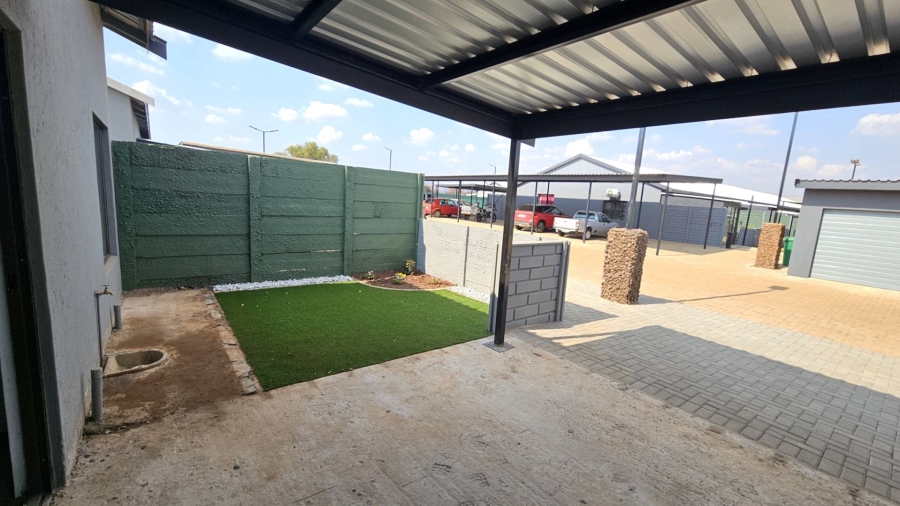 2 Bedroom Property for Sale in Melodie North West